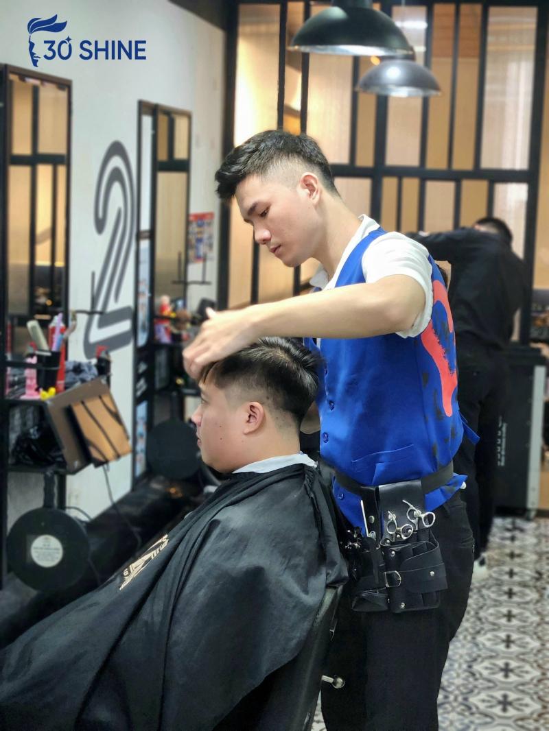 Điểm danh 5 địa chỉ cắt tóc nam giá rẻ ở Hà Nội HOT nhất