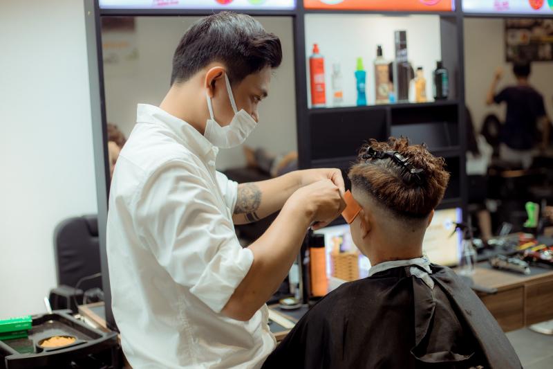 Top 5 địa chỉ tiệm cắt tóc đẹp ở quận 10 uy tín cho khách hàng  Tìm  Homestay Việt Nam