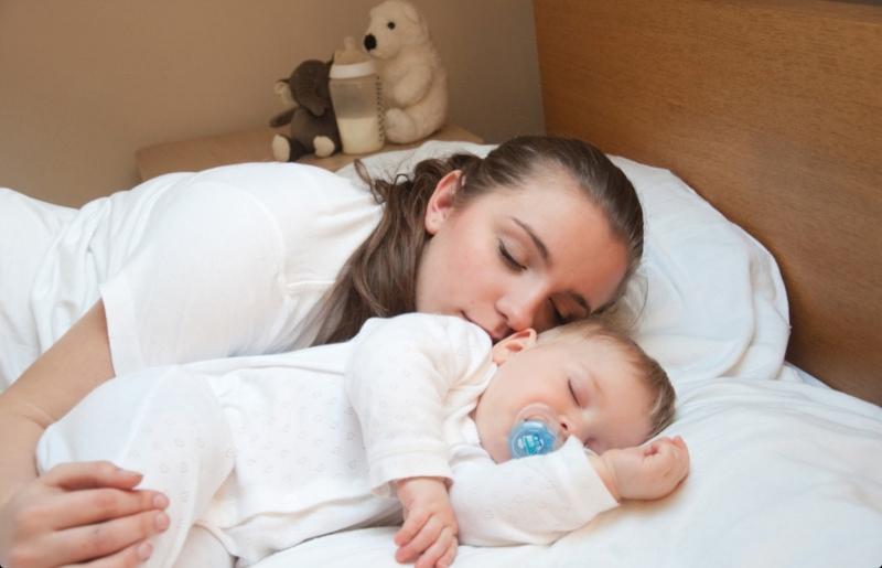 Các mẹ hãy chú ý giấc ngủ cho trẻ