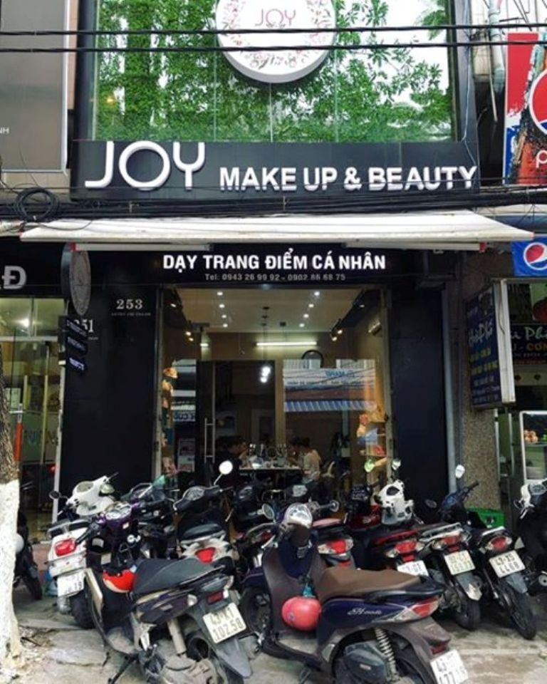 Một ngày tại Joy make up & beauty