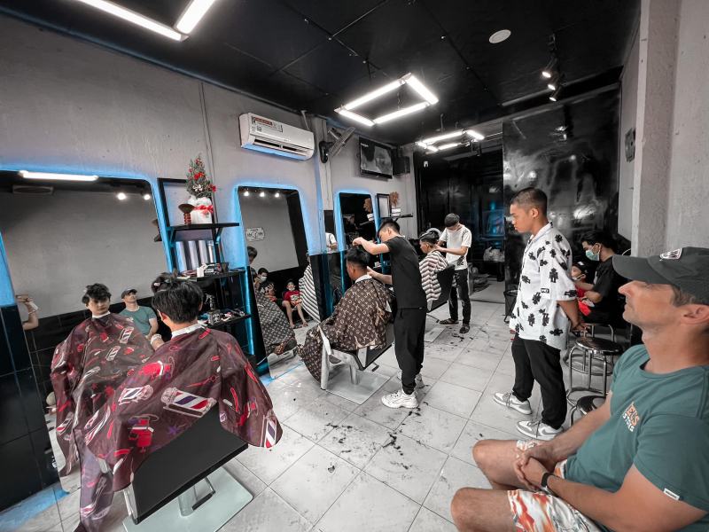 86 Barber Shop