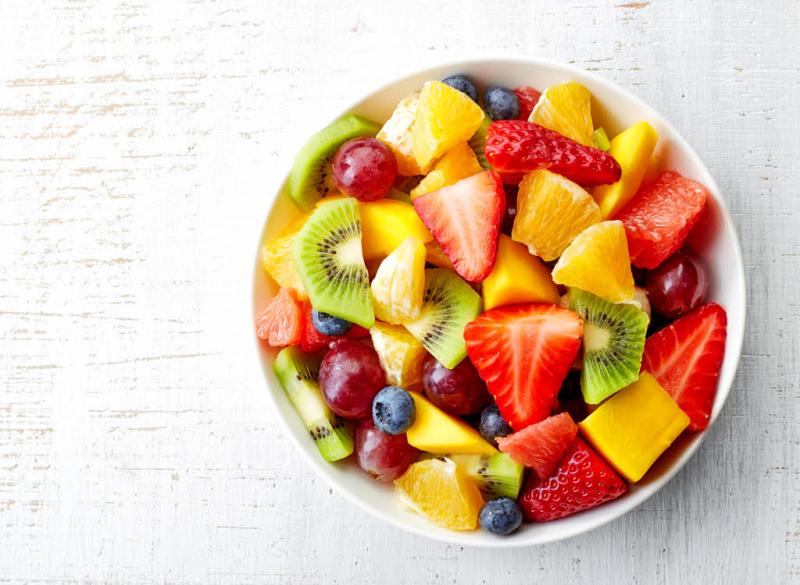 Mẹ bỉm nên bổ sung các loại trái cây mọng nước hay nước ép trái cây từ 1-2 lần/ngày để tăng cảm giảm thèm ăn