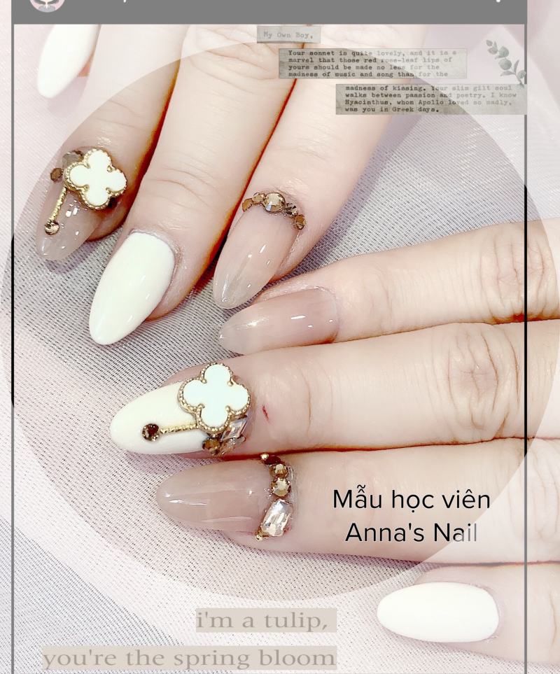 ANNA'S Nails