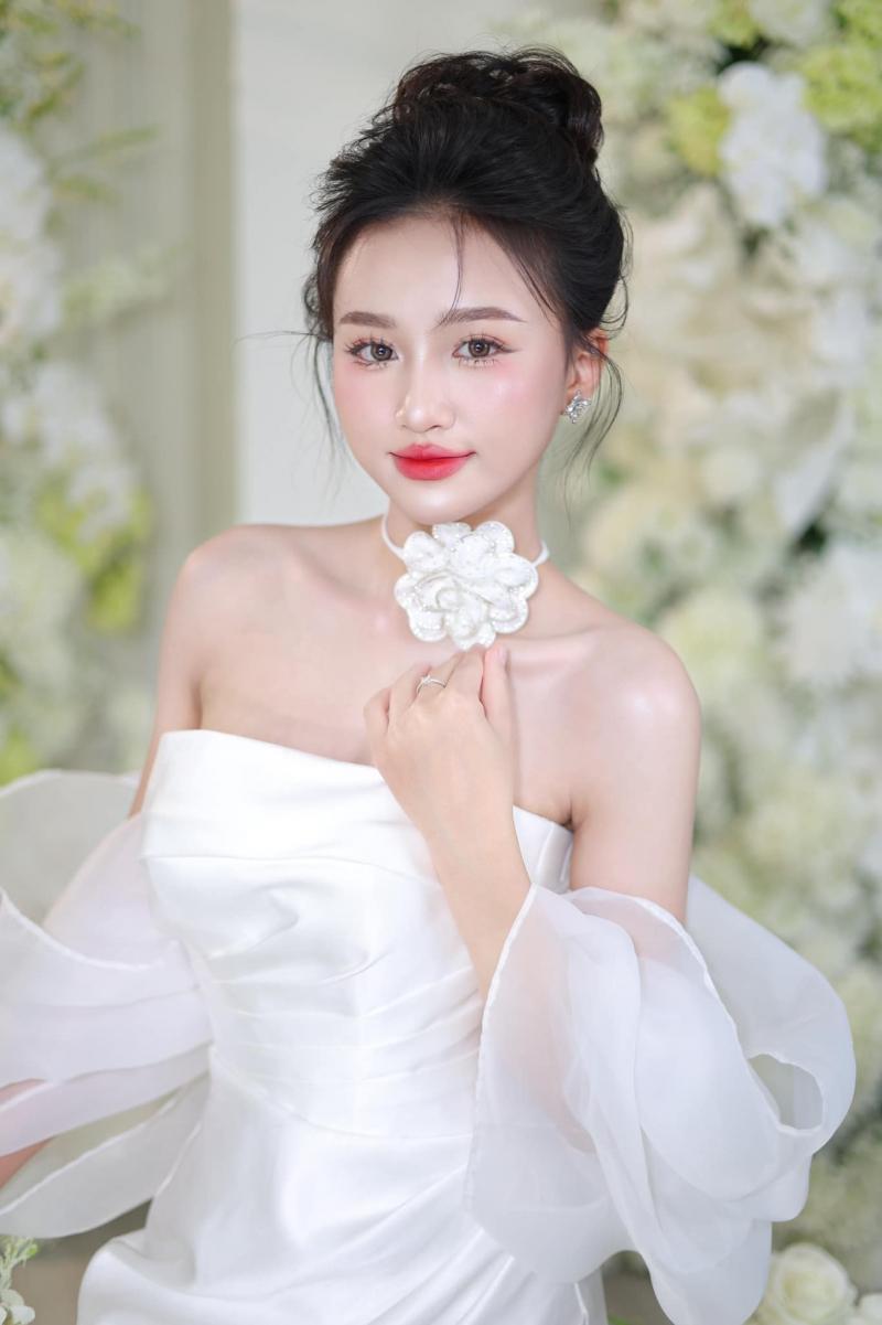 Áo cưới Dương Xuân