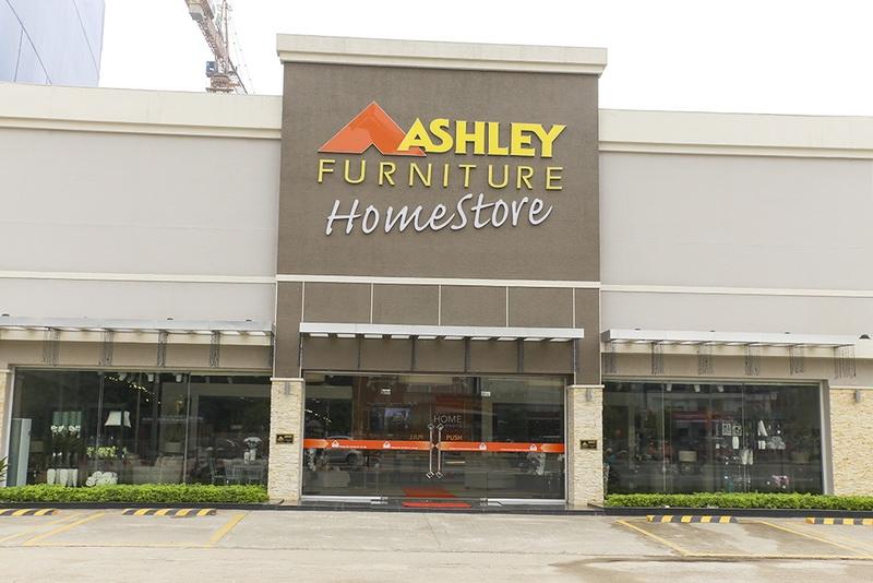 Ashley - Thương hiệu nội thất nổi tiếng bán chạy số 1 ở Bắc Mỹ