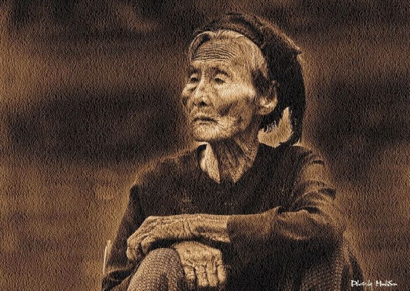 Bà mẹ Việt Bắc