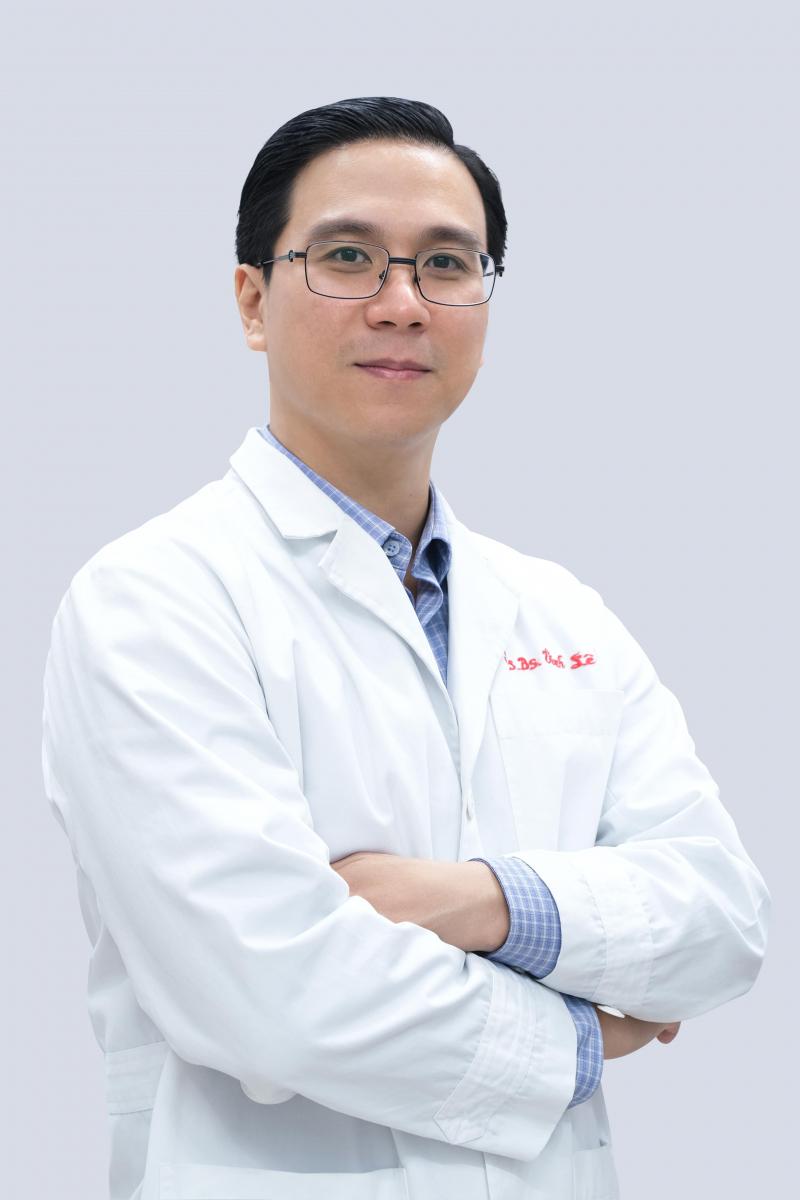 Bác sĩ Lê Hoàng Vinh