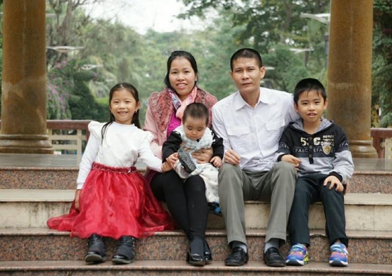 Ảnh gia đình nhà thơ Phạm Hùng