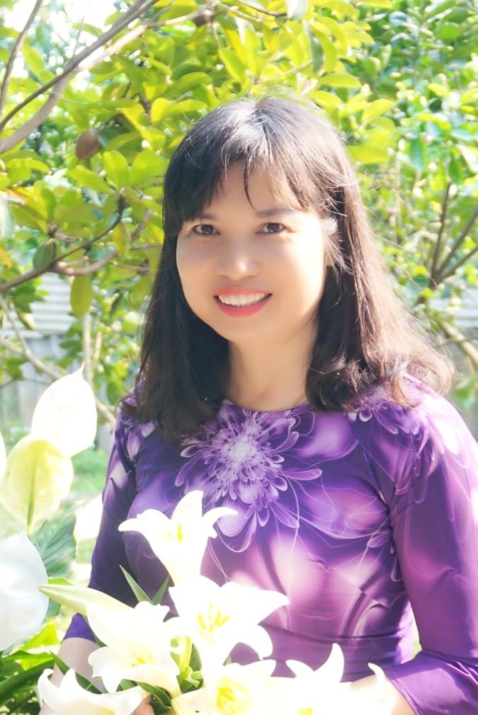 Nhà thơ Nguyễn Thị Khánh Hà