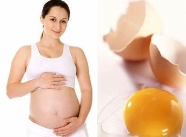 Mẹ bầu không ăn bánh có chứa trứng sống hoặc ăn trứng sống