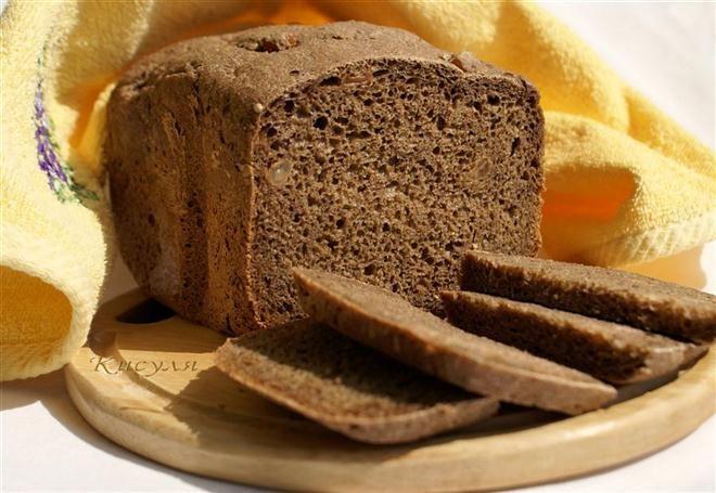 Đây là loại bánh mì truyền thống của châu Âu, giàu chất xơ, rất tốt cho tim cũng như hệ tiêu hóa