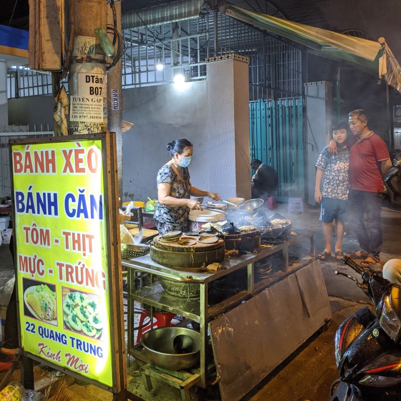 Bánh xèo Quang Trung