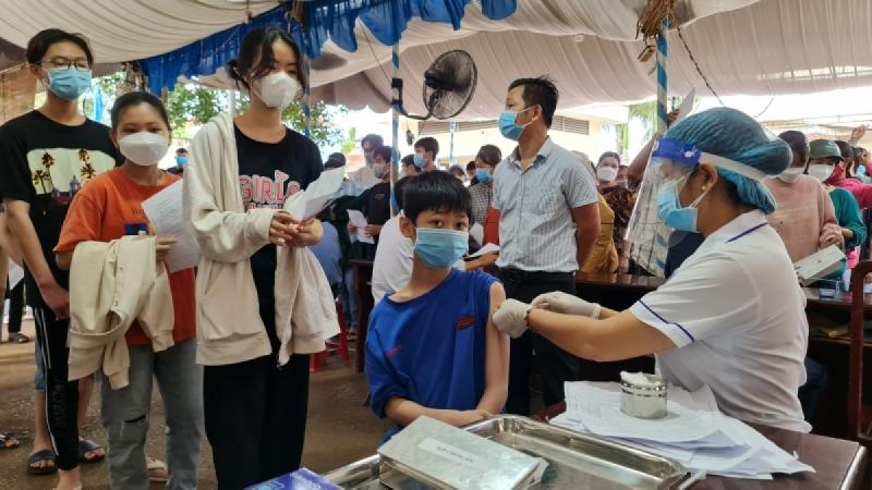 Bé trai 12 tuổi ở Bình Phước tử vong sau khi tiêm vaccine phòng COVID-19 - ảnh minh họa