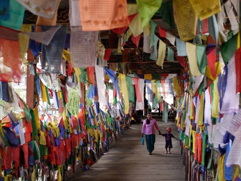 Con đường viết những mong ước vào dịp năm mới của người dân Bhutan.