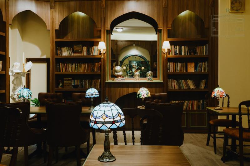 Bibli Library Café