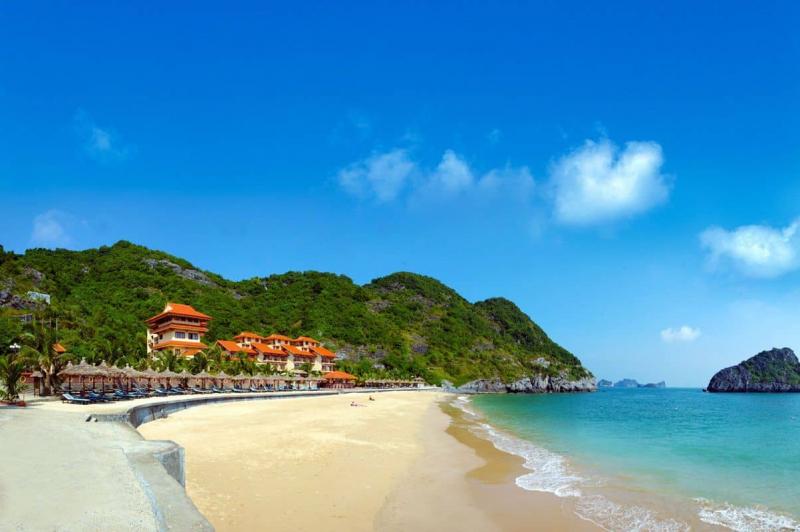 Biển Đồ Sơn là một trong những bãi nổi tiếng nhất nhì Việt Nam