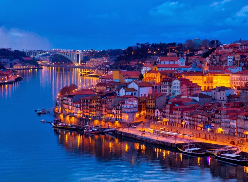 ﻿﻿Bồ Đào Nha là quốc gia từ lâu đã trở thành điểm đến hấp dẫn du khách