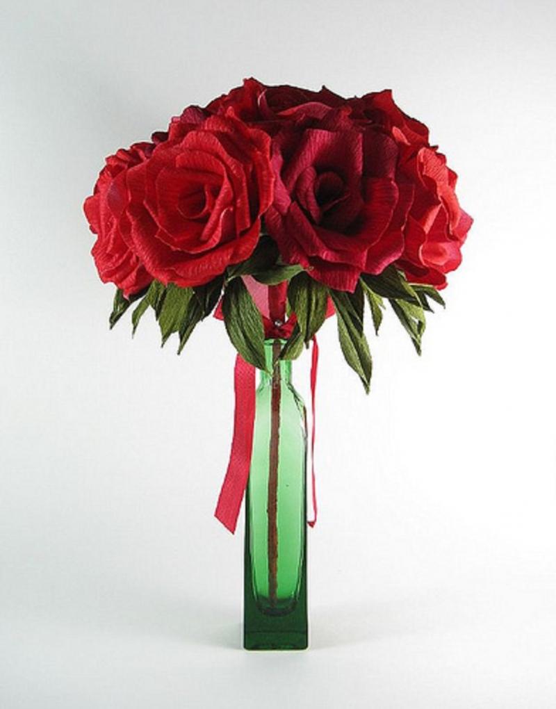 Hoa hồng đỏ tràn ngập yêu thương