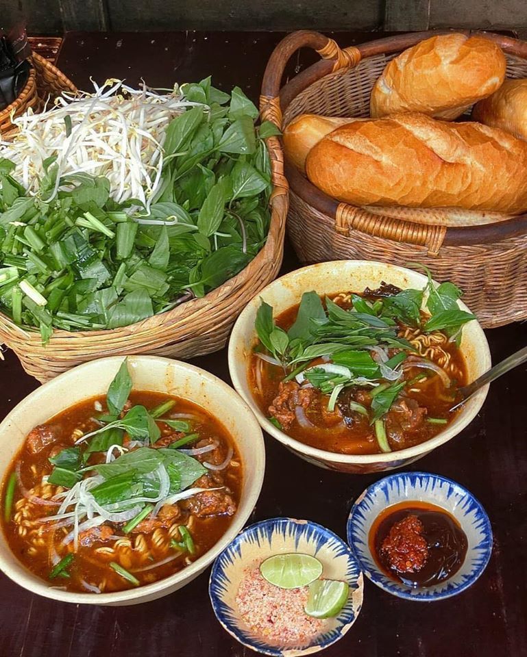 Bò Kho Gánh Sài Gòn