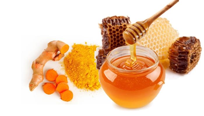 Trong mật ong có tính kháng khuẩn và chống viêm nên bạn hoàn toàn yên tâm khi sử dụng em ấy là công cụ tẩy lông cho mình nhé.