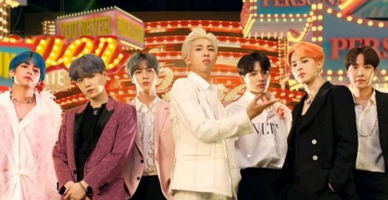 BTS trong Boy With Luv