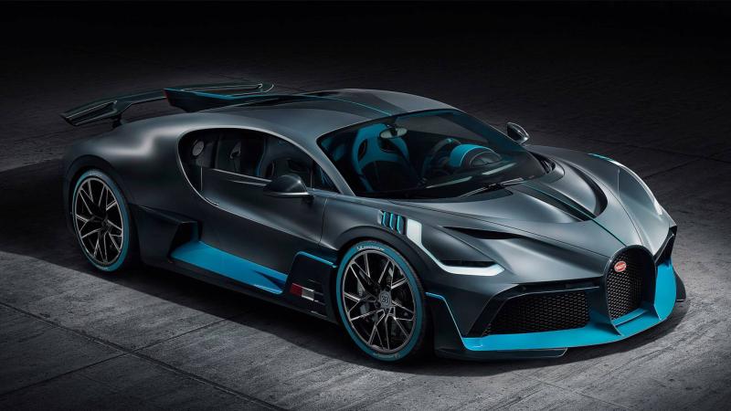 Bugatti Divo (5,7 triệu USD)