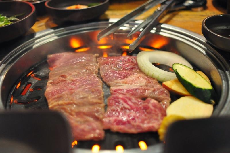 Bulgogi là món ăn không thể bỏ qua khi đến Hàn Quốc.