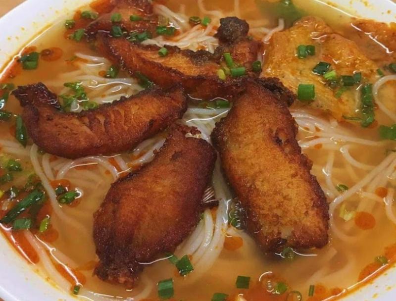 Bún Thái Hải Sản- Bánh Canh Cá Lóc: Honey Hồ Đắc Di