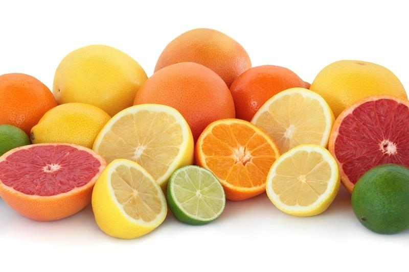 Trái cây giàu vitamin C giúp phát triển xương sụn