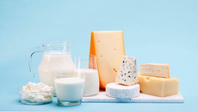 Các sản phẩm từ sữa cần hạn chế ăn vào mùa đông