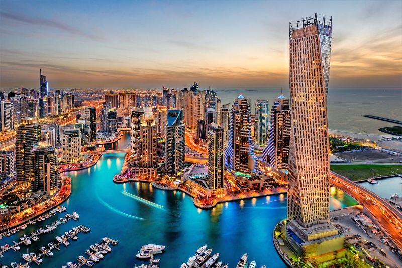 Các Tiểu vương quốc Ả Rập Thống nhất là quốc gia có thu nhập bình quân cao thứ 6 châu Á