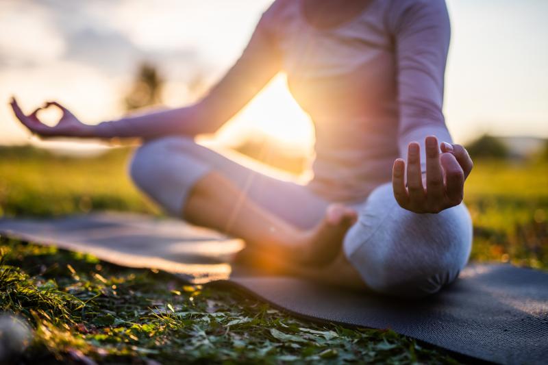 Tập Yoga giúp bạn khỏe mạnh hơn