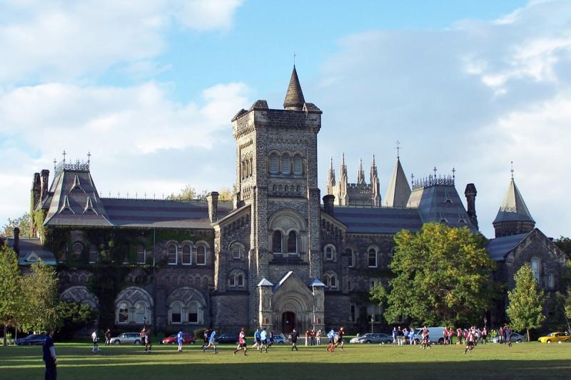 Đại học Toronto, Canada