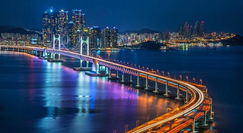 Cảng Busan lớn thứ năm trên thế giới