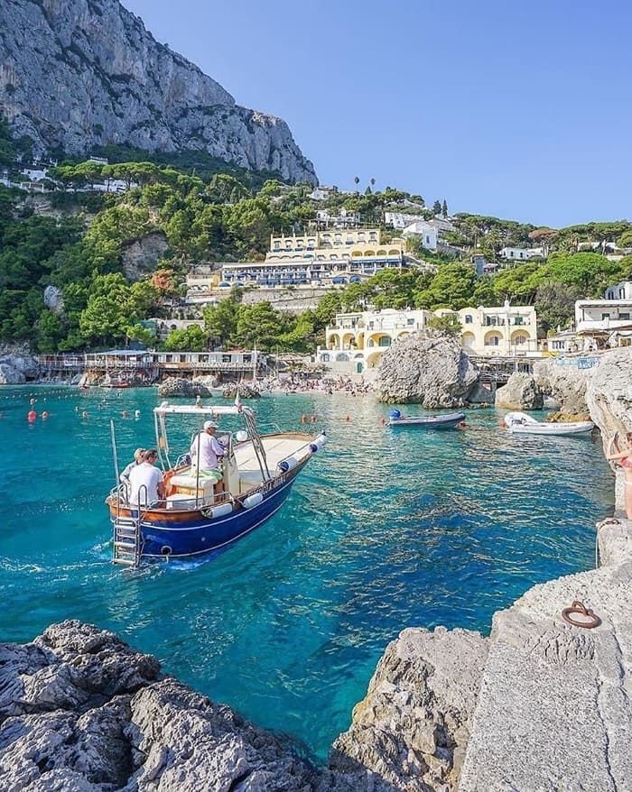Capri, Ý