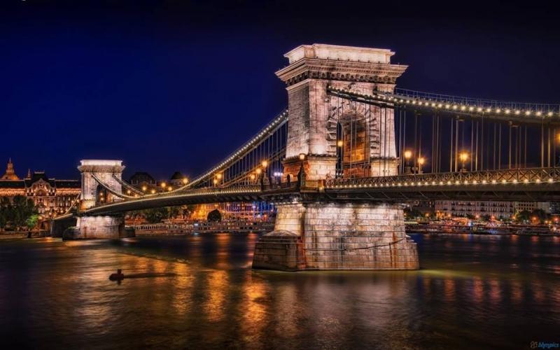 Cầu Chain - Biểu tượng của thủ đô Hungary