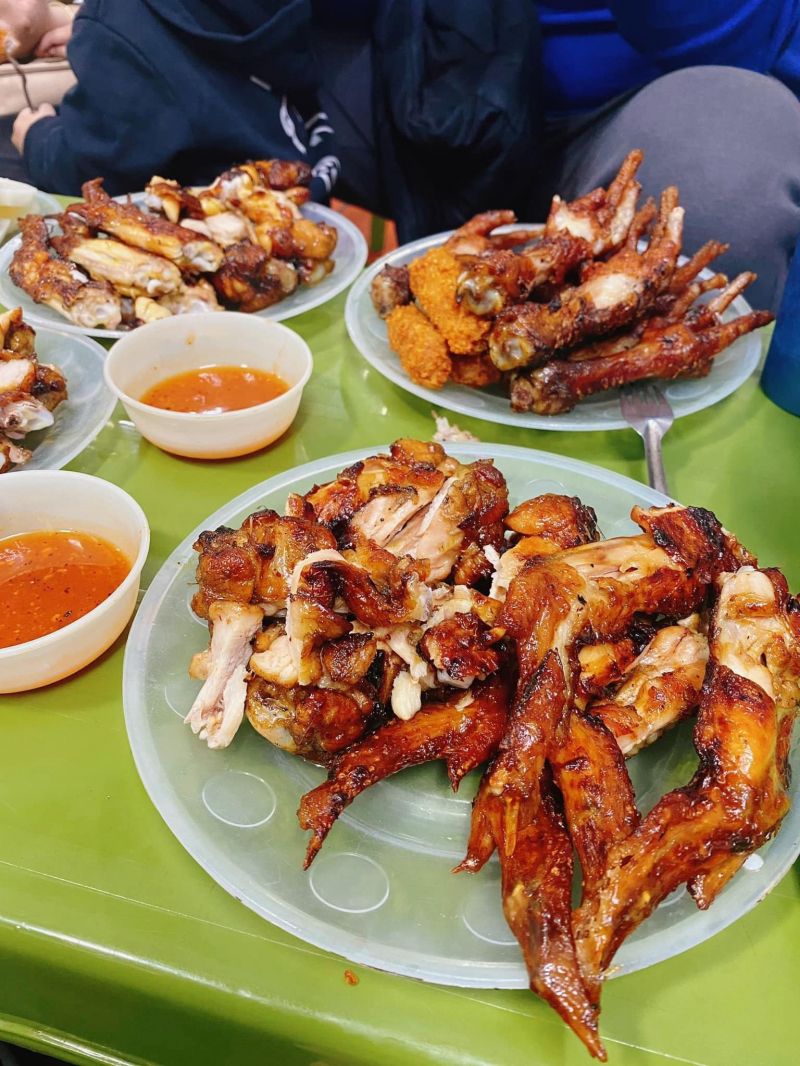 Cánh gà nướng - Chân Gà Nướng Chí Phèo Minh Khai