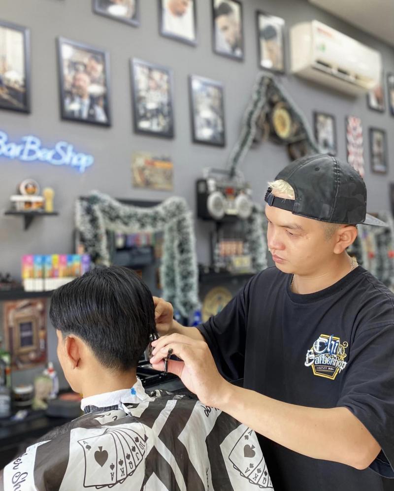 Chí Barber Shop