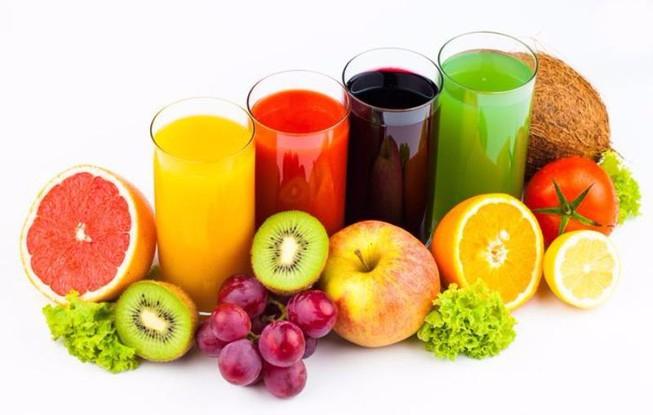 Chỉ nên uống khoảng 150ml - 200ml nước ép trái cây mỗi ngày