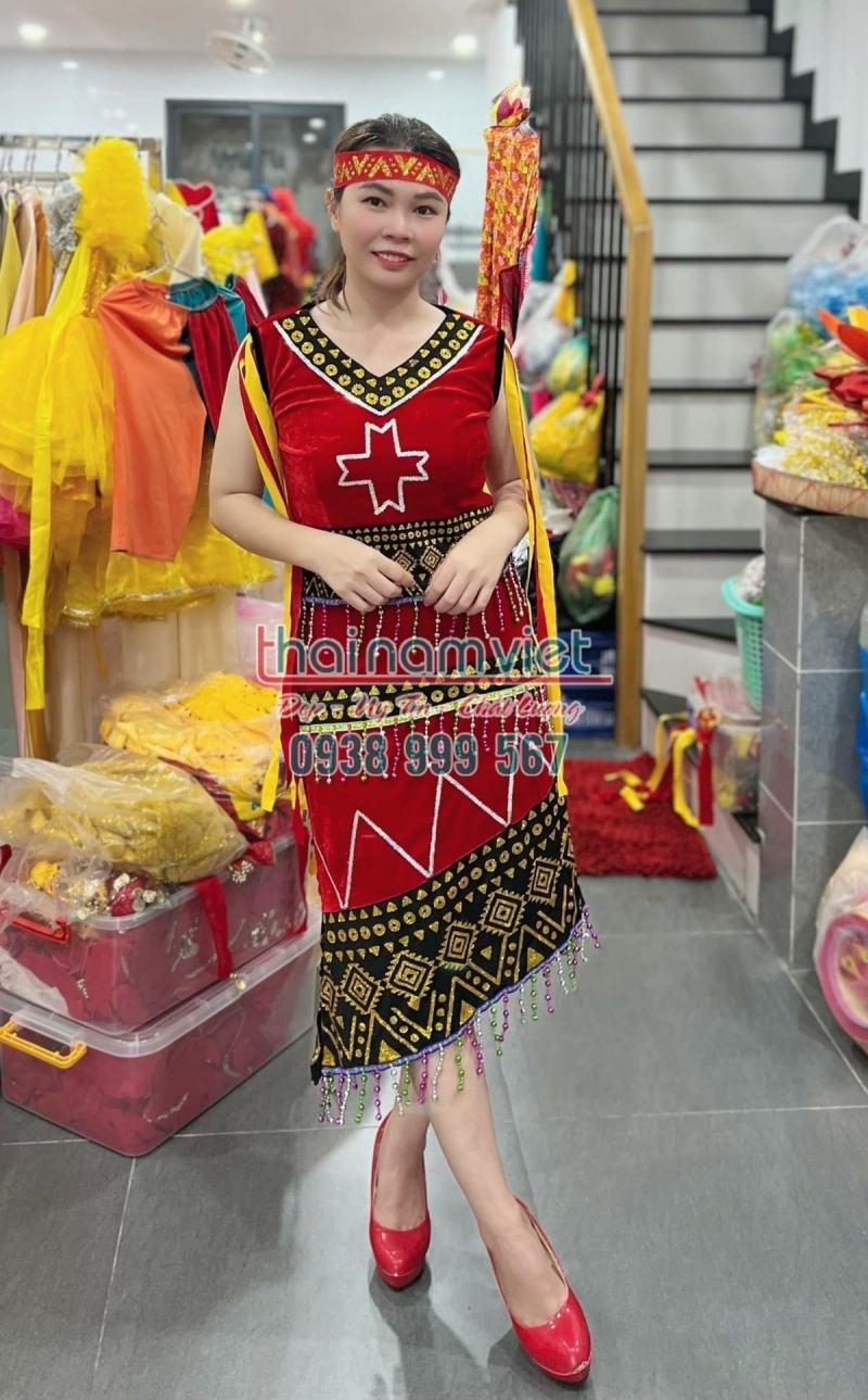 Cho thuê trang phục biểu diễn Thái Nam Việt
