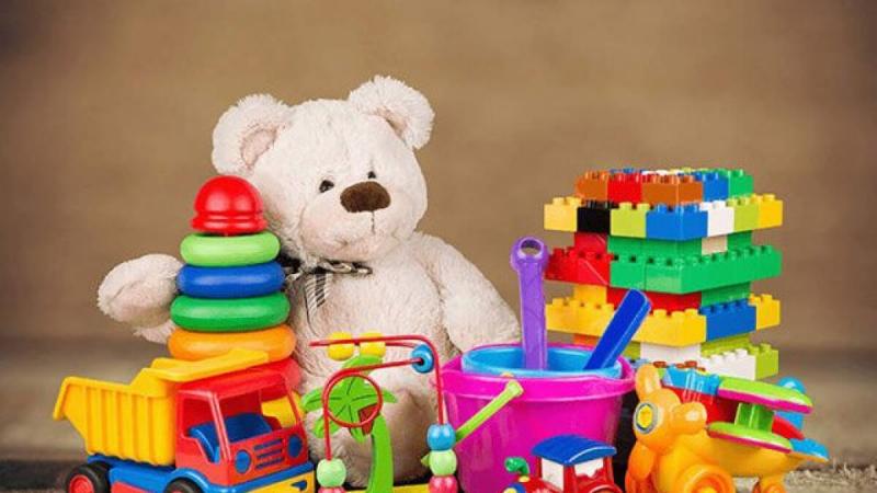 Chọn các loại đồ chơi để bố mẹ và bé có thể tham gia chung với nhau