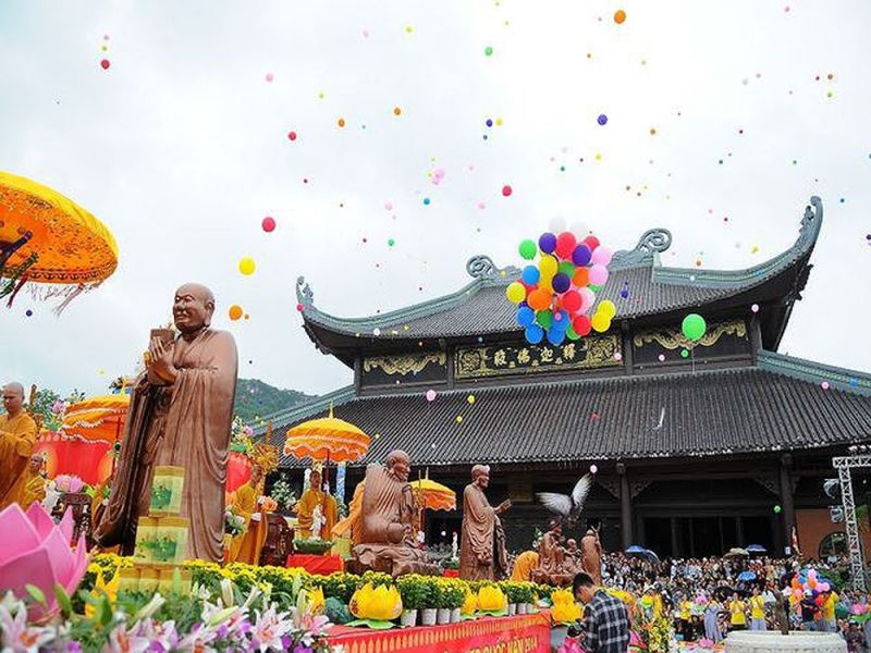 Chùa Bái Đính là một quần thể chùa lớn với nhiều kỷ lục châu Á và Việt Nam