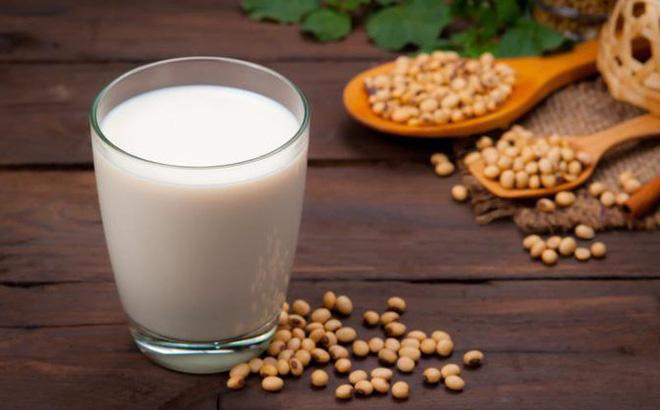 Dùng sữa đậu tương hàng ngày giảm gan nhiễm mỡ khá tốt