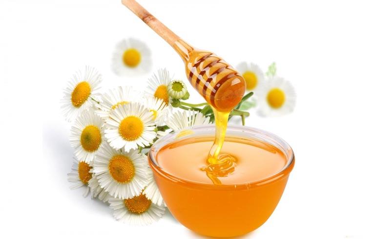Chữa đau bụng kinh bằng mật ong