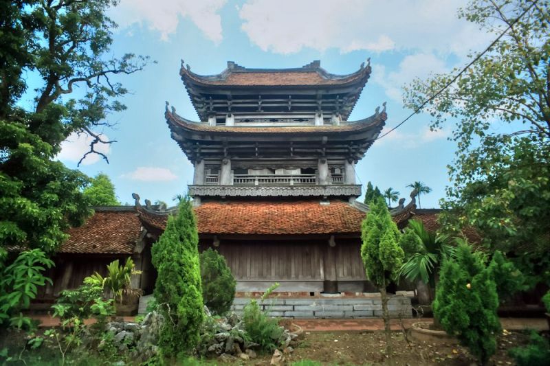 Chùa Keo là một trong những ngôi chùa cổ ở Việt Nam được bảo tồn hầu như nguyên vẹn