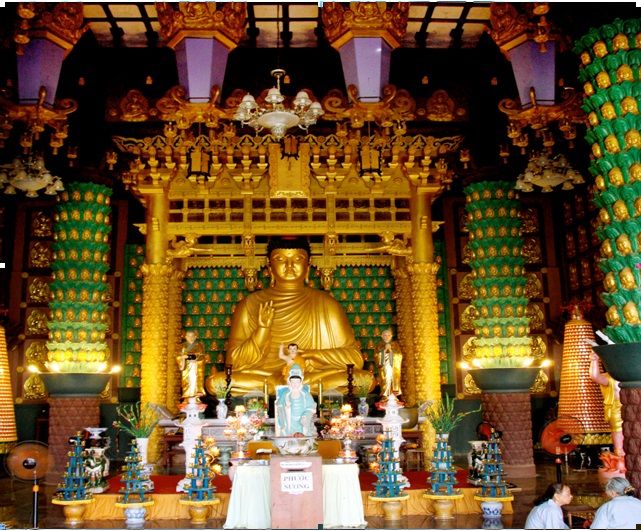 Chánh điện chùa Minh Tịnh