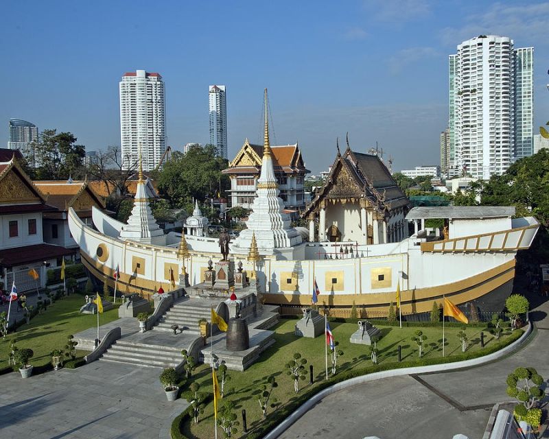 Ngôi chùa nổi tiếng bởi mang hình dáng một con thuyền