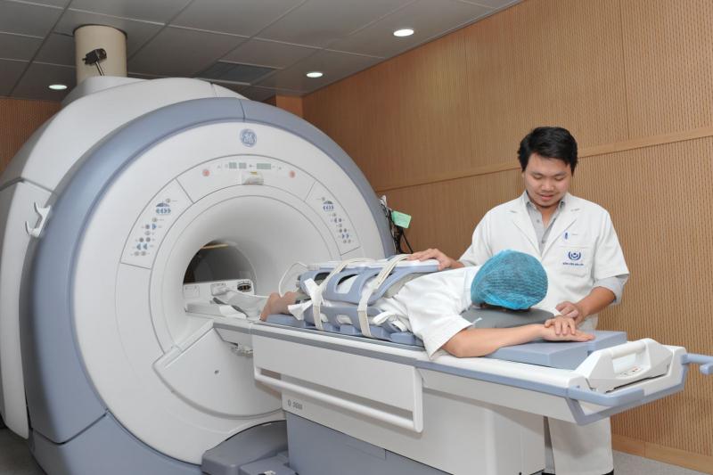 Chụp cộng hưởng từ MRI