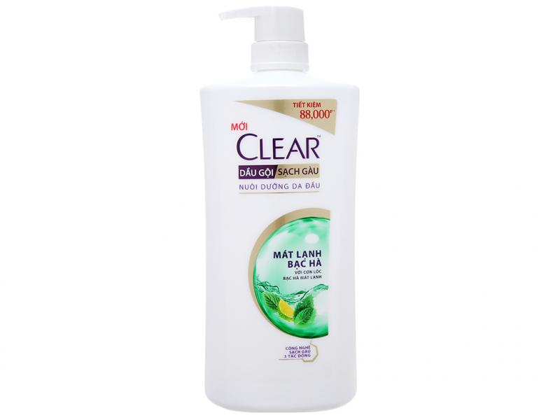 Không chỉ phục vụ cho phái nữ, Clear còn tung ra các sản phẩm trị gàu dành riêng cho nam giới với mùi hương nam tính mạnh mẽ