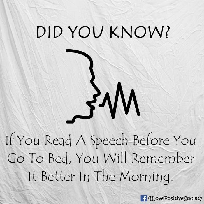 Đọc bài trước khi đi ngủ sẽ giúp bạn dễ ghi nhớ chúng hơn vào sáng hôm sau.